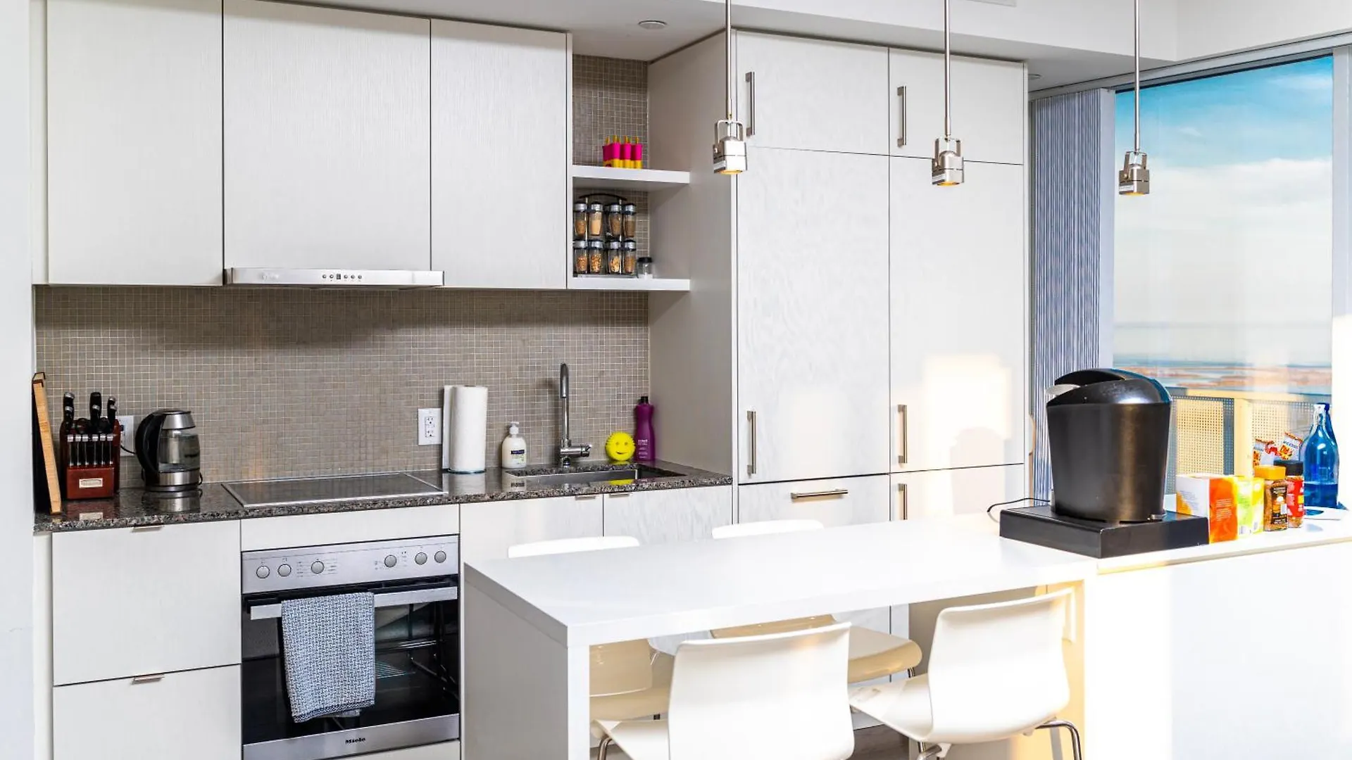 Apartment Presidential Suite Heart Of Downtown With Stunning View Toronto Canada